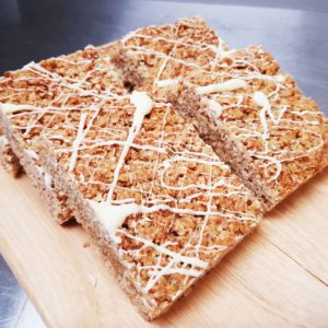 Biscoff & White Chocolate Flapjack Box